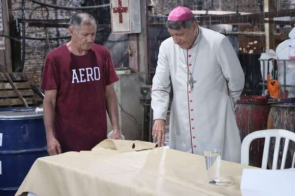 Mons. Valenzuela inició visita pastoral en Eusebio Ayala para fortalecer la fe de las familias - Nacionales - ABC Color