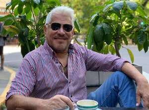 Arnaldo André se inyecta semen de toro, el secreto de su eterna juventud - Gente - ABC Color