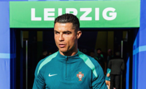 Versus / Portugal, con Cristiano Ronaldo, último favorito en salir a escena