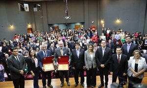 UNE homenajeó a Itaipú por su cincuentenario, en conferencia dada por el director general paraguayo – Diario TNPRESS