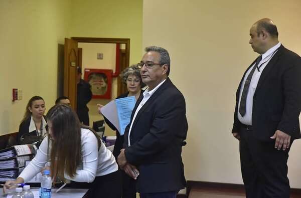 Suspenden audiencia preliminar de Hugo Javier - Nacionales - ABC Color