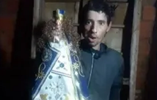 Robó una imagen de la Virgen de Caacupé, la intentó vender y lo detuvieron - Noticiero Paraguay