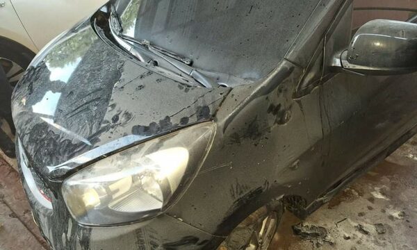 Quemaron auto de una mujer y le dejaron mensaje: “Dejá de meterte con marido ajeno”