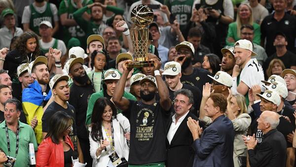 Los Celtics derrotan a los Mavericks y conquistan su anillo 18 de la NBA