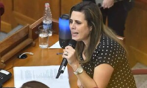 Ex ministro de la Corte insta a cartistas a “reconocer error” y restituir a Kattya González – Prensa 5