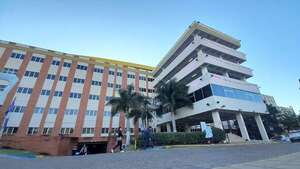 Hospital de Clínicas repudia maltrato a residente de Oftalmología - Nacionales - ABC Color