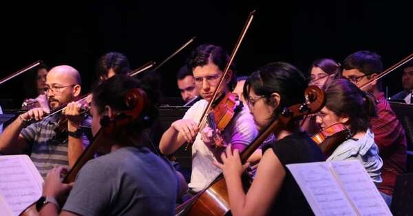 Diario HOY | Orquesta Sinfónica y Jazz Band de la Policía Nacional celebran aniversario de ISEPOL