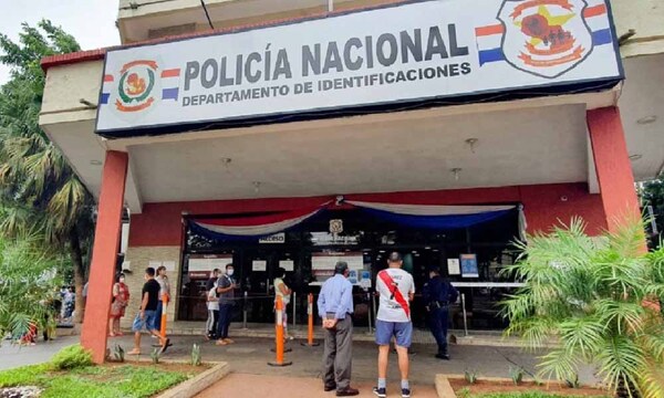 Comandancia de la Policía interviene Identificaciones por esquema de falsificación de documentos – Prensa 5