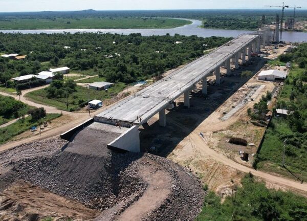 Avanza construcción de Puente de la Bioceánica, que cambiará configuración logística y fortalecerá integración regional