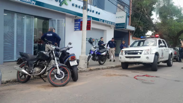 Asalto y tiroteo se registró en barrio Villa Morra de Asunción - trece