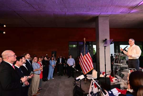 Esto dijo el embajador de Estados Unidos por el 4 de julio - Política - ABC Color