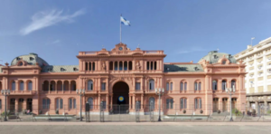 Argentina mantiene el super谩vit financiero por quinto mes consecutivo - Revista PLUS