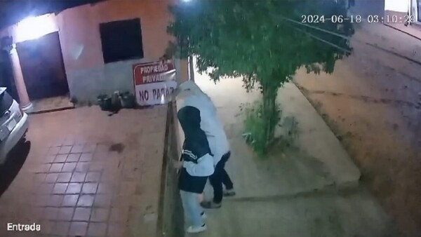 Video: Así robaron dos motos de una vivienda en Horqueta