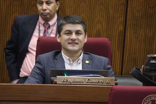 Piden más royalties para Puerto Adela - Política - ABC Color