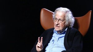 Noam Chomsky sale de hospital en Brasil y seguirá “tratamiento” en casa