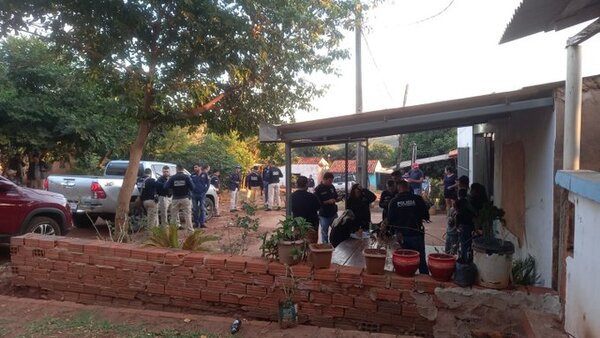 Cae sospechoso del asesinato de ex guardiacárcel y su hijo en Bella Vista Norte