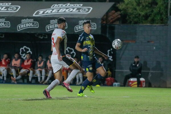 Versus / El Guaraní de 'Chiqui' Arce repesca tres jugadores para el torneo Clausura