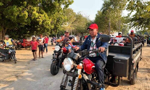 Indígenas de Carmelo Peralta reciben medios de transporte – Prensa 5