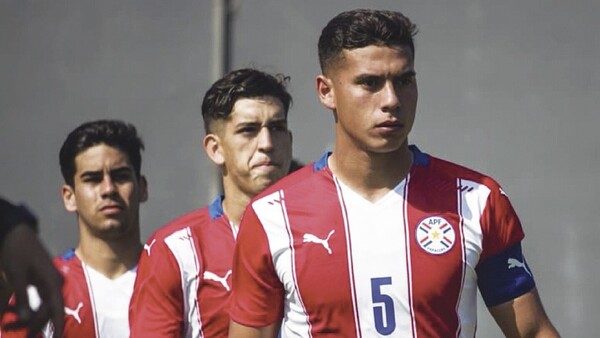Adrián Brizuela llega por dos años al Auriazul