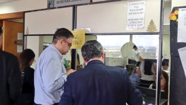 Soria recurre a la Corte por su expulsión de la ANR y apunta a Cartes