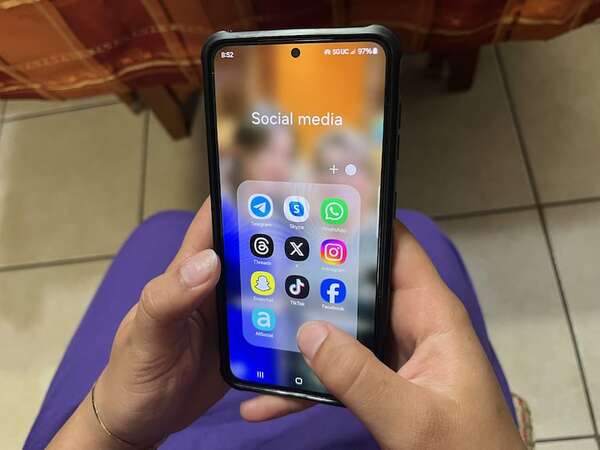 Nueva York planea una ley para limitar el adictivo algoritmo de las redes para los menores - Tecnología - ABC Color