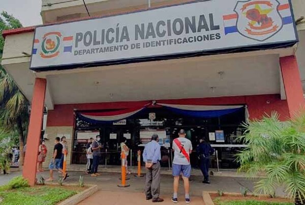 Departamento de Identificaciones de CDE es intervenido por comandancia de la Policía Nacional | DIARIO PRIMERA PLANA