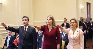 La Nación / Peña tomó juramento a nuevos embajadores ante OEA, Vaticano e Italia