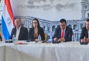 “Salud y conectividad vial” piden intendentes de Paraguarí durante reunión con Peña