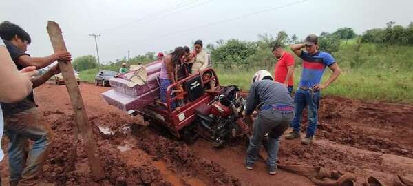 Pobladores de la zona alta de Abaí  sufren por el mal estado de la ruta - Nacionales - ABC Color