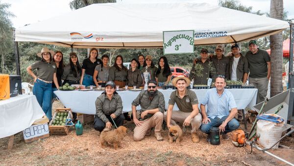Didáctica y exitosa Primera Expo Agro UNVES Carapeguá