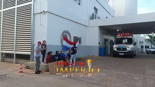 Segundo día de huelga de limpiadoras del ISP - Radio Imperio 106.7 FM