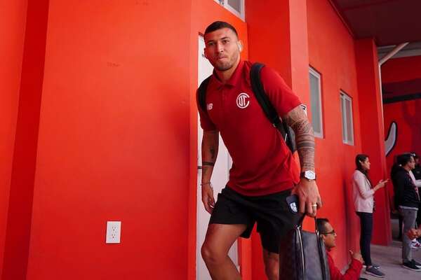 Elvio Rojas y la situación de Juan Escobar - Fútbol - ABC Color