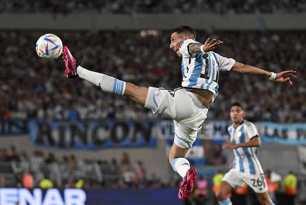 Argentina inicia hoy ante Canadá la defensa del título de la Copa América - Fútbol Internacional - ABC Color