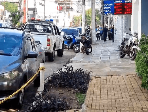 Robo a casa de cambios: Imágenes ayudarán a esclarecer el caso, dice investigador de la Policía · Radio Monumental 1080 AM