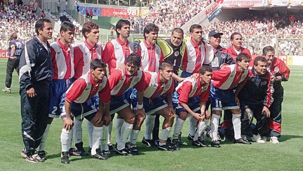 Robert Pires recuerda el partido ante Paraguay