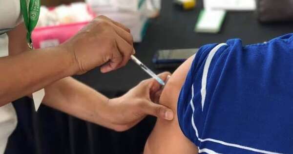 Diario HOY | Preocupa bajo número de vacunados ante aumento de casos de influenza y COVID