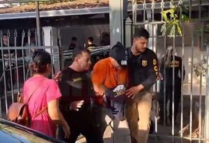 Allanamientos en Asunción y Villa Elisa por extorsión desde Tacumbú