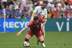 Eurocopa 2024: Jovic salva a Serbia en el último córner - Fútbol Internacional - ABC Color