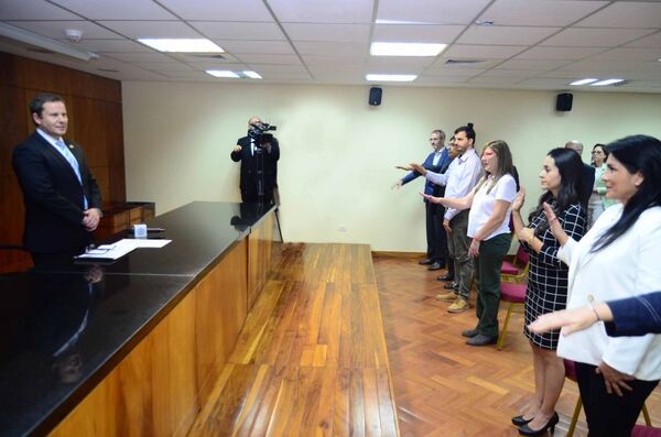 La Corte Suprema otorgó la ciudadanía a nuevos paraguayos