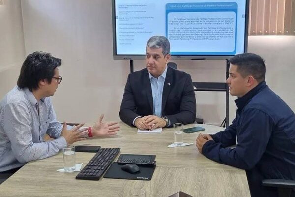 Intendente de Santa Rita se reúne con director de SINAFOCAL