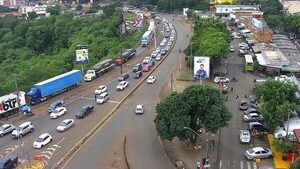 Crisis de camioneros en la frontera entre Foz de Yguazú y Ciudad del Este