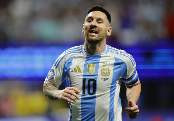 Versus / El hombre de los récords: Lionel Messi establece una nueva marca histórica