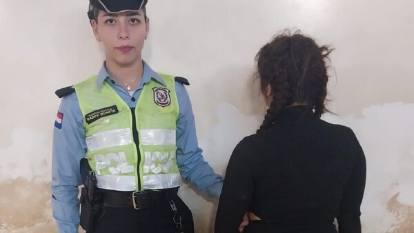 Una mujer golpea a conductora de Bolt por no llevarla a su destino