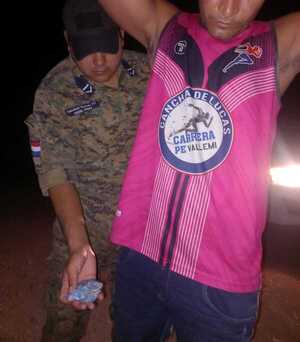 Aprehenden a Joven con Supuesta Cocaína Tipo Crack en Vallemí