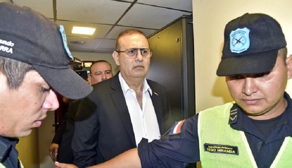 Suspenden audiencia preliminar de Erico Galeano tras recusación a juez Legal