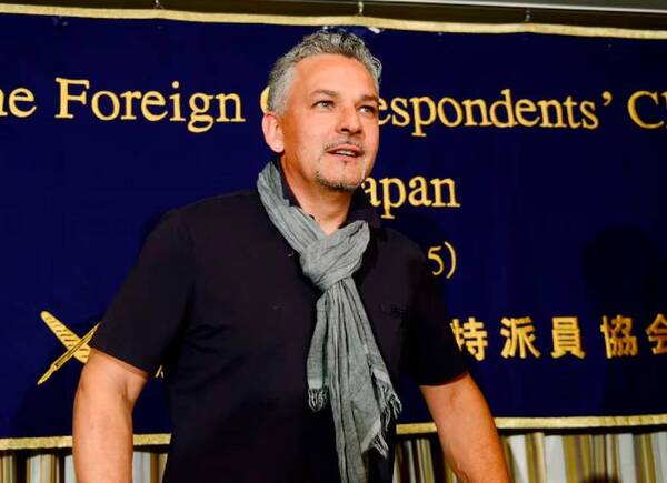 Exjugador Baggio y su familia sufrieron violento asalto mientras veían partido España-Italia