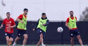 La Nación / La Albirroja va afinando el once