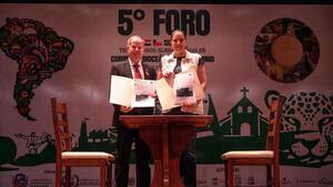 Firmaron acuerdo para mantenimiento de caminos en el Chaco