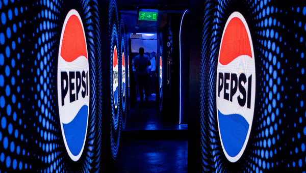La marca Pepsi cambió de look luego de 14 años y presume una identidad audaz y retro