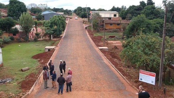 Más obras de empedrados para los Barrios de Capitan Miranda